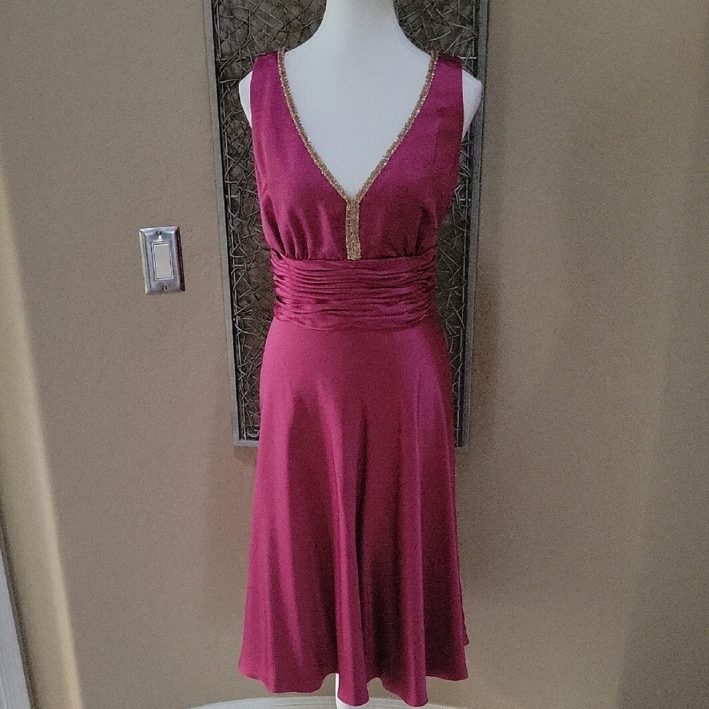 NWOT Donna Morgan Burgundy Midi Dress With Crystal Beads And Seqiuin Details - Picture 1 of 6